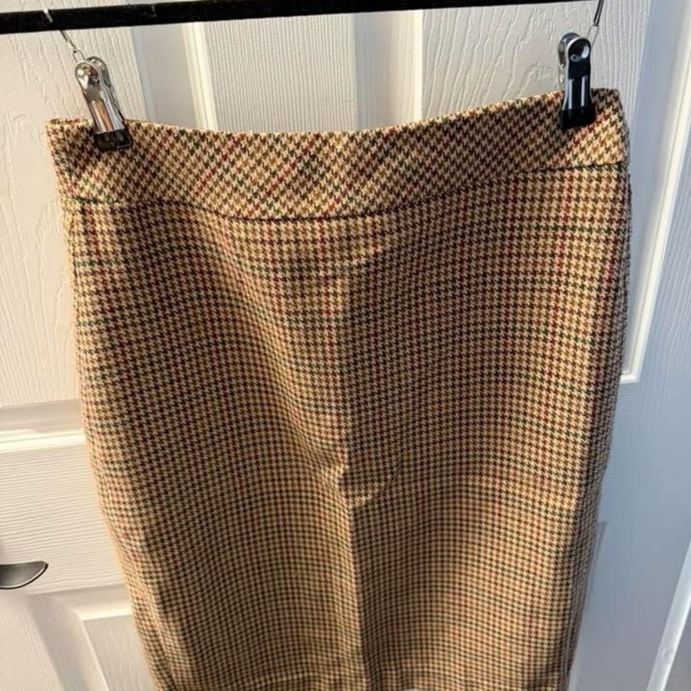 Banana Republic Houndstooth Pencil Skirt in Brown and Cream